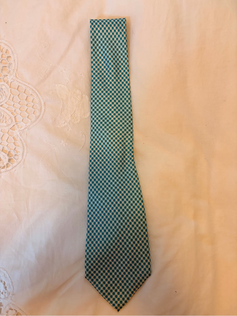 Vintage black label Brooks Brothers Teal and white Houndstooth tie